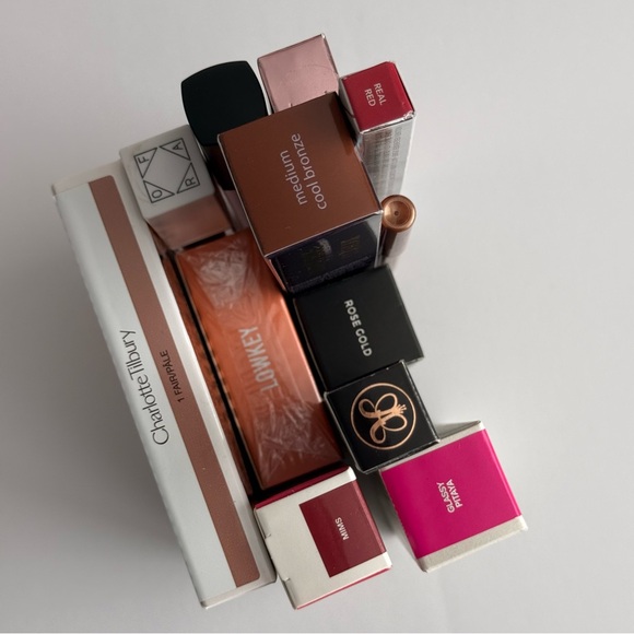 LUXURY FULL FACE BUNDLE - Charlotte Tilbury, Tarte, ABH, Haus Labs & More - Picture 7 of 7